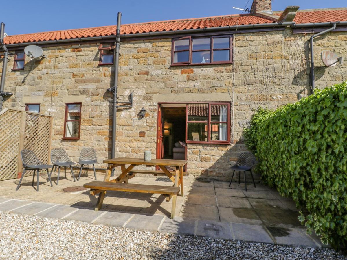 Danby Cottage Whitby Exterior photo